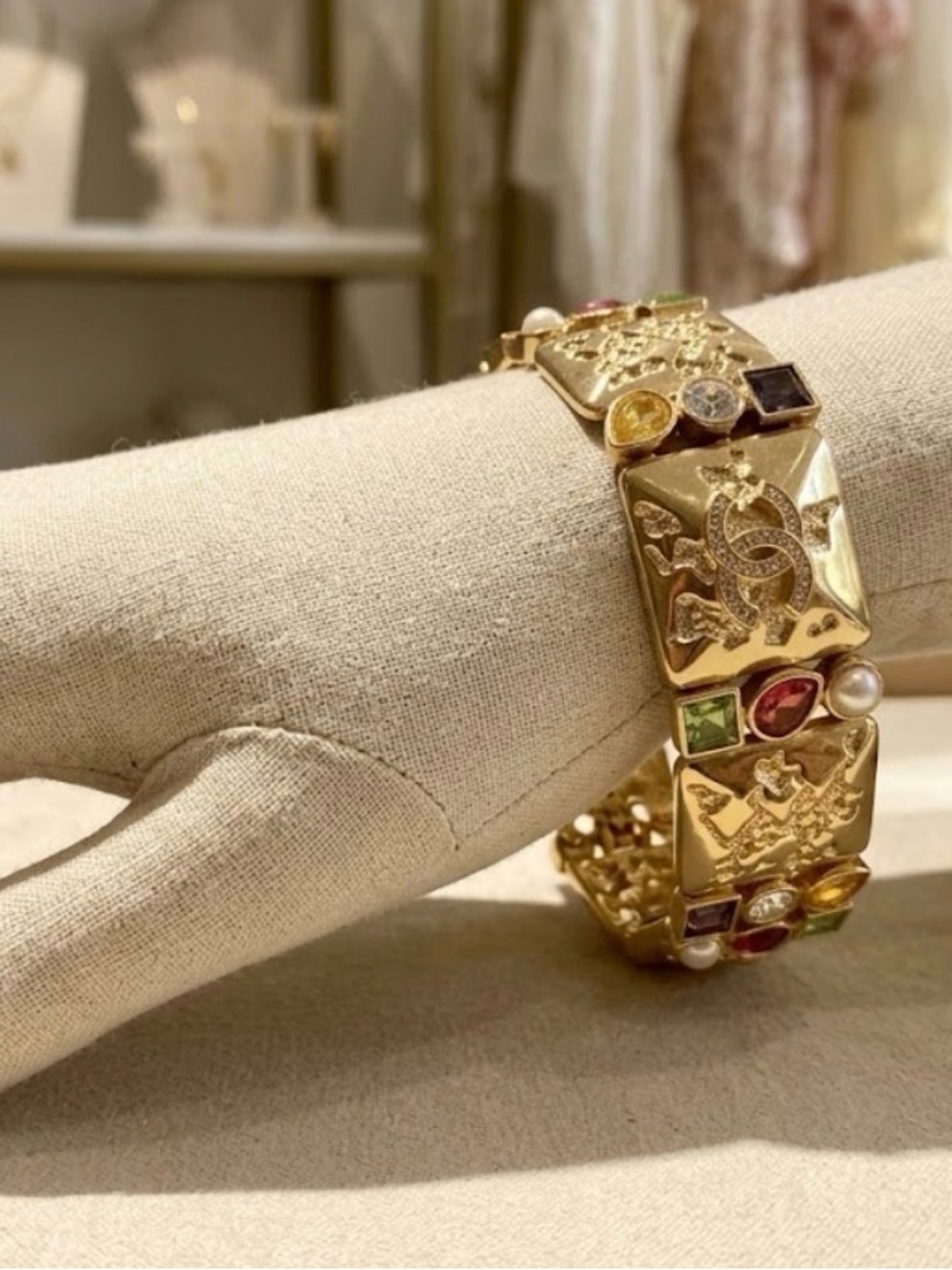 Chanel multi-stone panel bracelet mew no tag AMAZING
